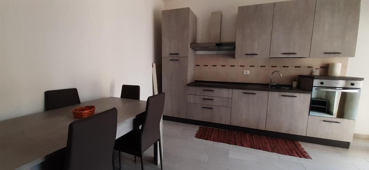 Comfy&Cozy Flat In Fiumicino Center Exterior foto