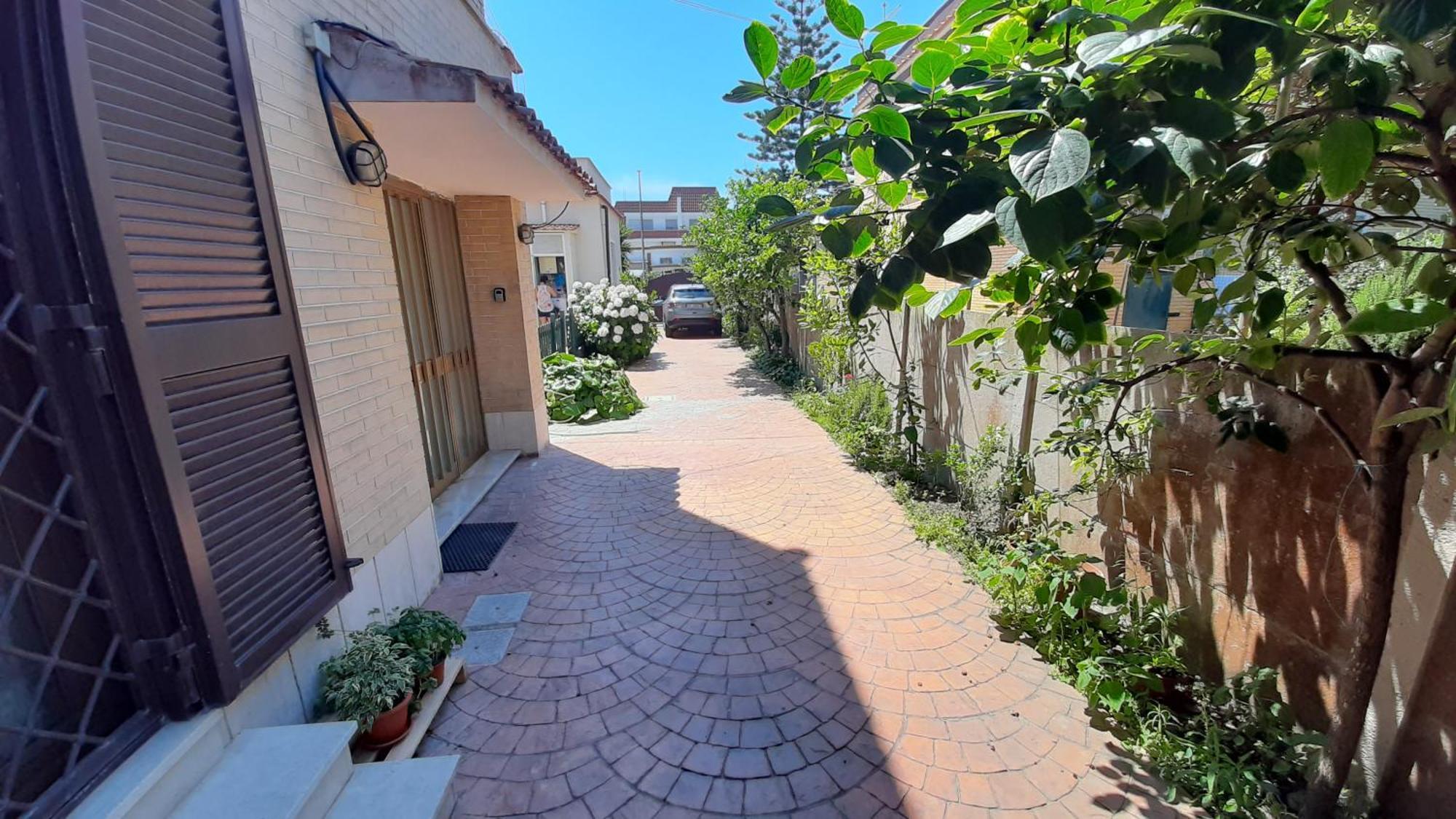 Comfy&Cozy Flat In Fiumicino Center Exterior foto